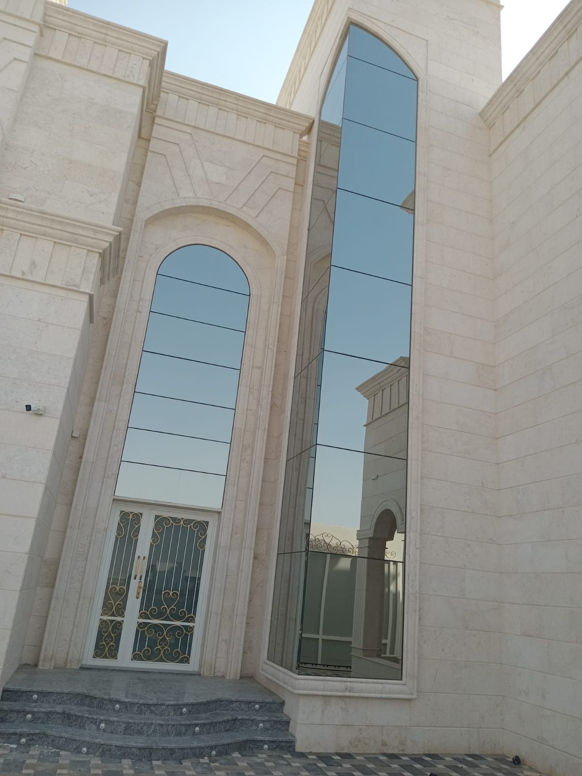 كرتن وول بزجاج دبل